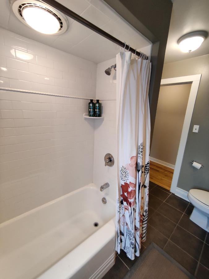Historic Oak Park Home For 6 / Hemingway District المظهر الخارجي الصورة
